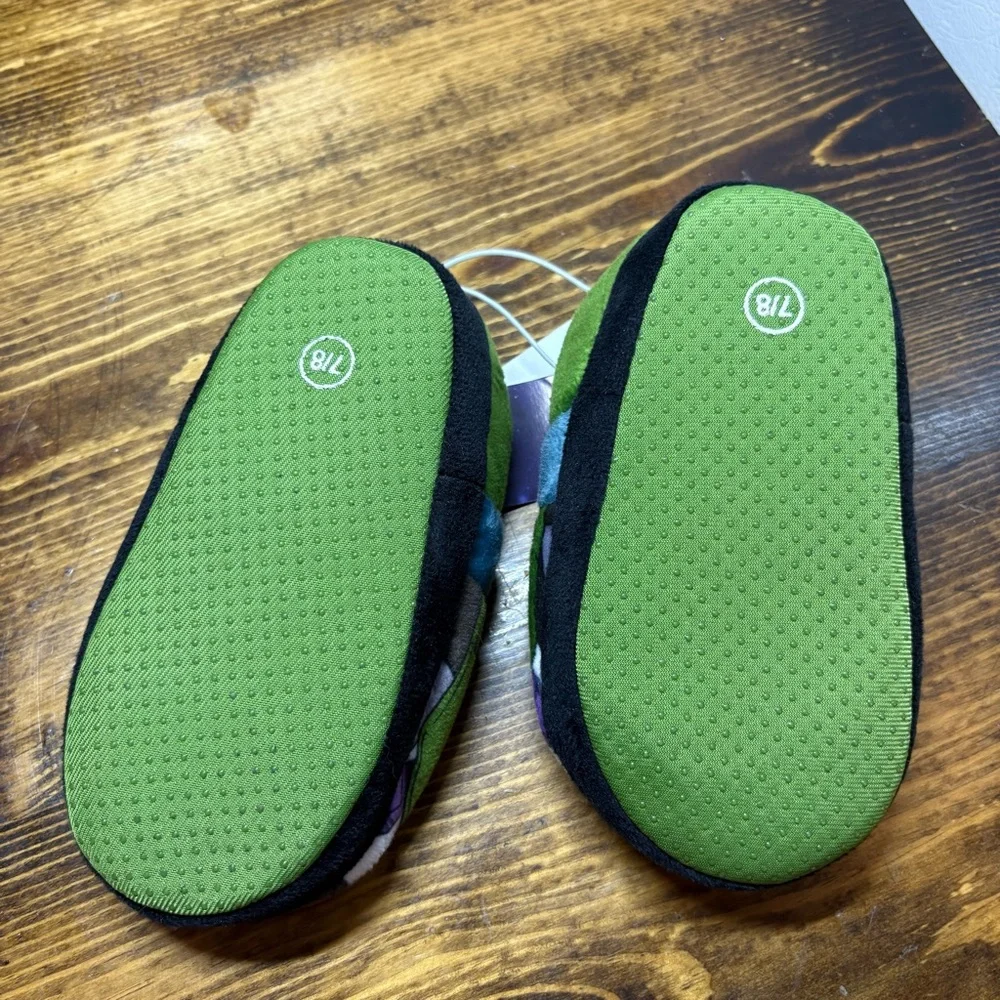 Buzz Lightyear Slippers Size Medium (7/8)‎
